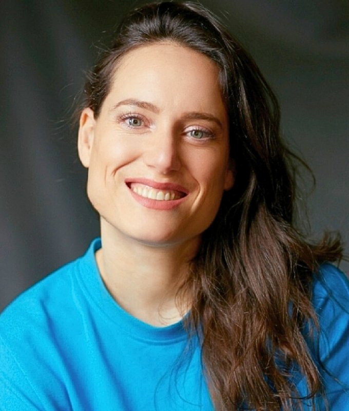 Virginie Courtiol humoriste